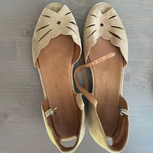 Gentle Souls suede sandal